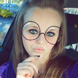 Meet your Posher, Brittany